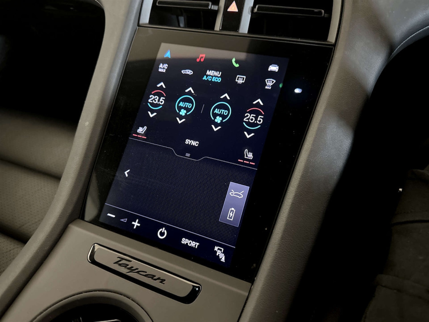 Used Porsche Taycan 2022 for sale - 77259117: Photo 28