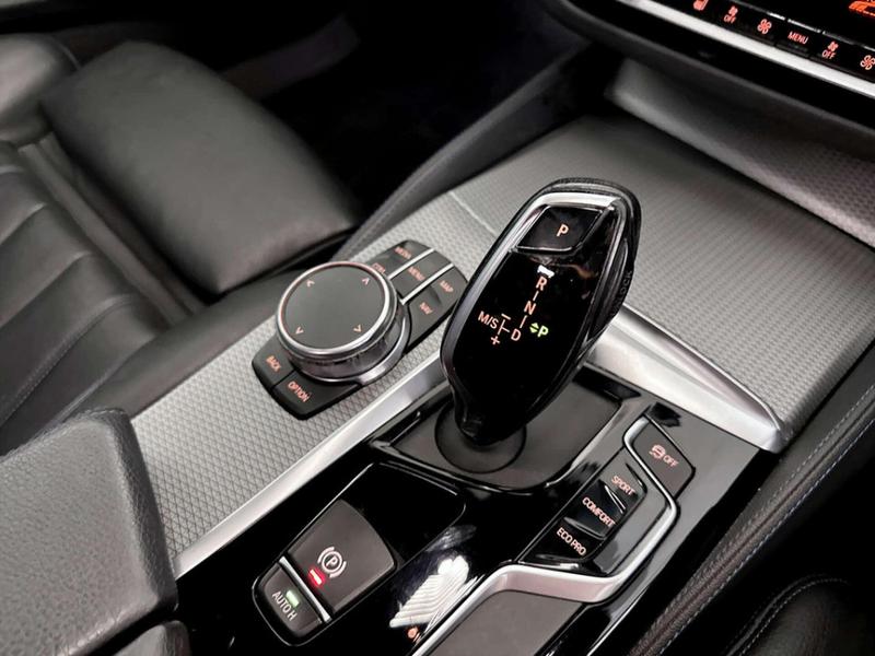 Used BMW 5 Series 2018 for sale - 76882702: Photo 28