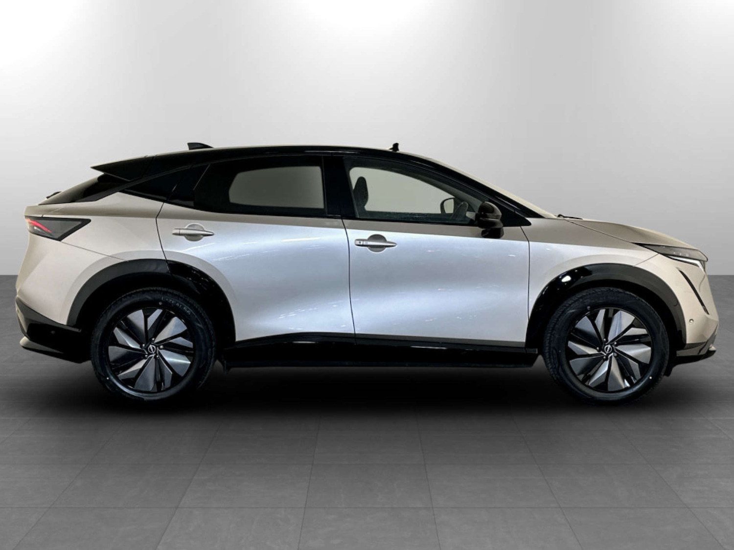 Used Nissan ARIYA 2023 for sale - 77581164: Photo 11