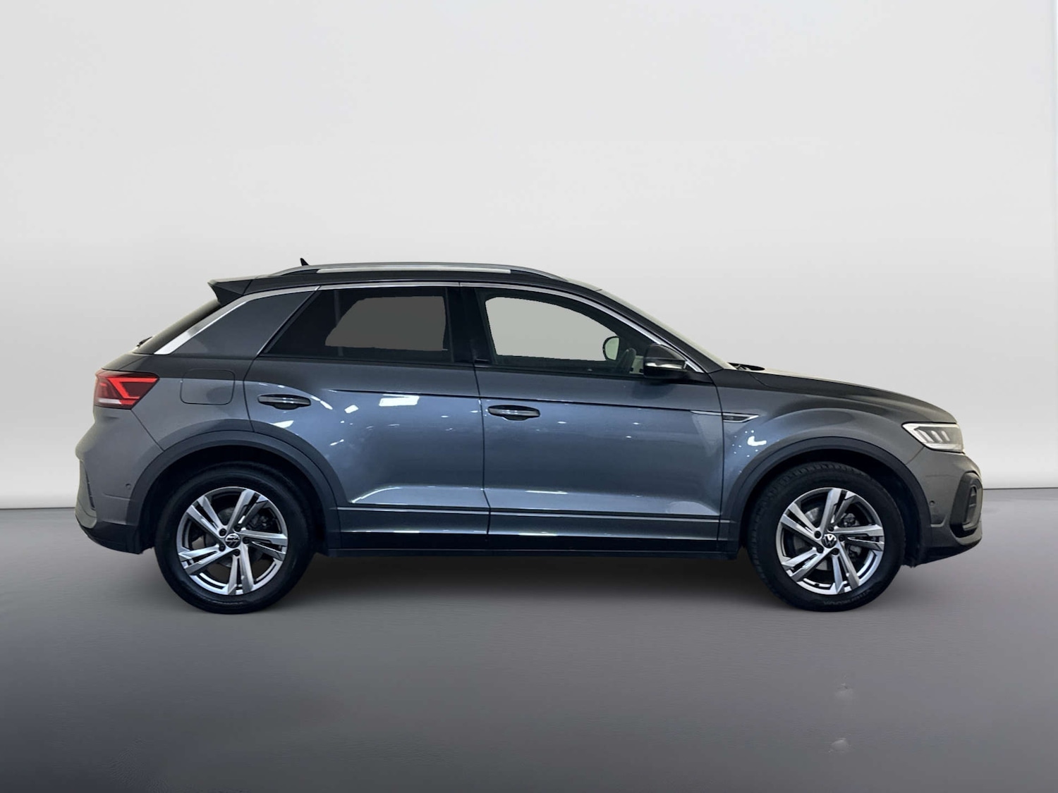 Used Volkswagen T-Roc 2024 for sale - 77905926: Photo 11