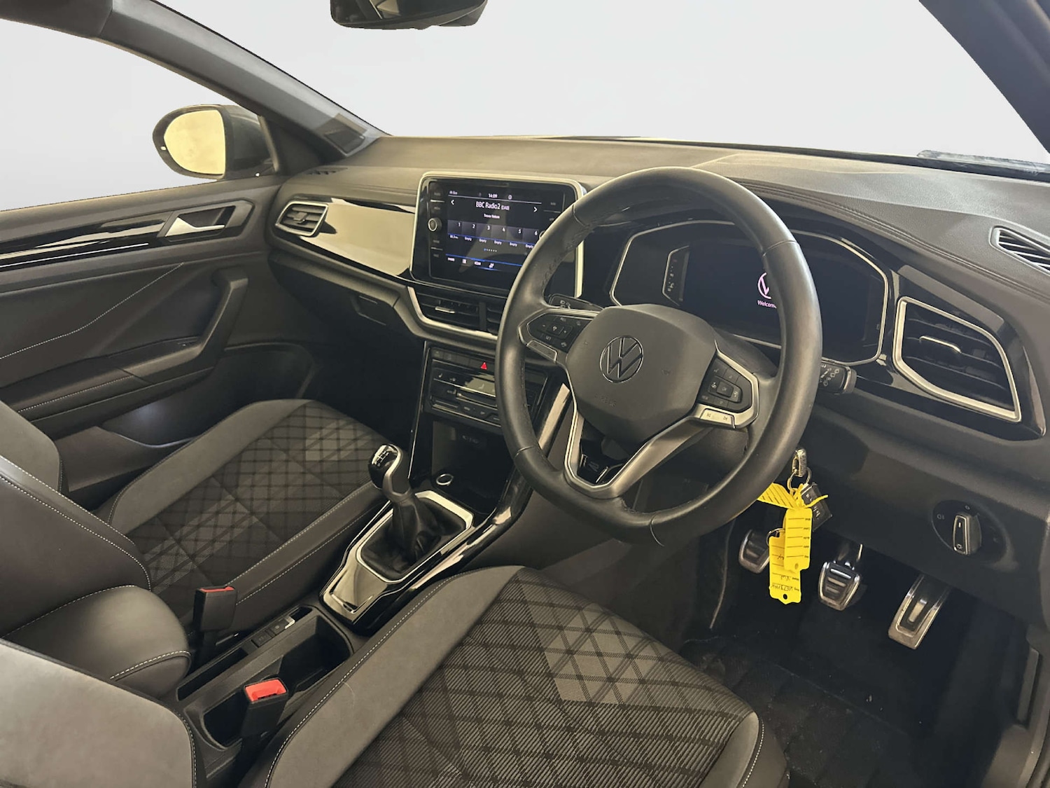 Used Volkswagen T-Roc 2024 for sale - 77905926: Photo 16