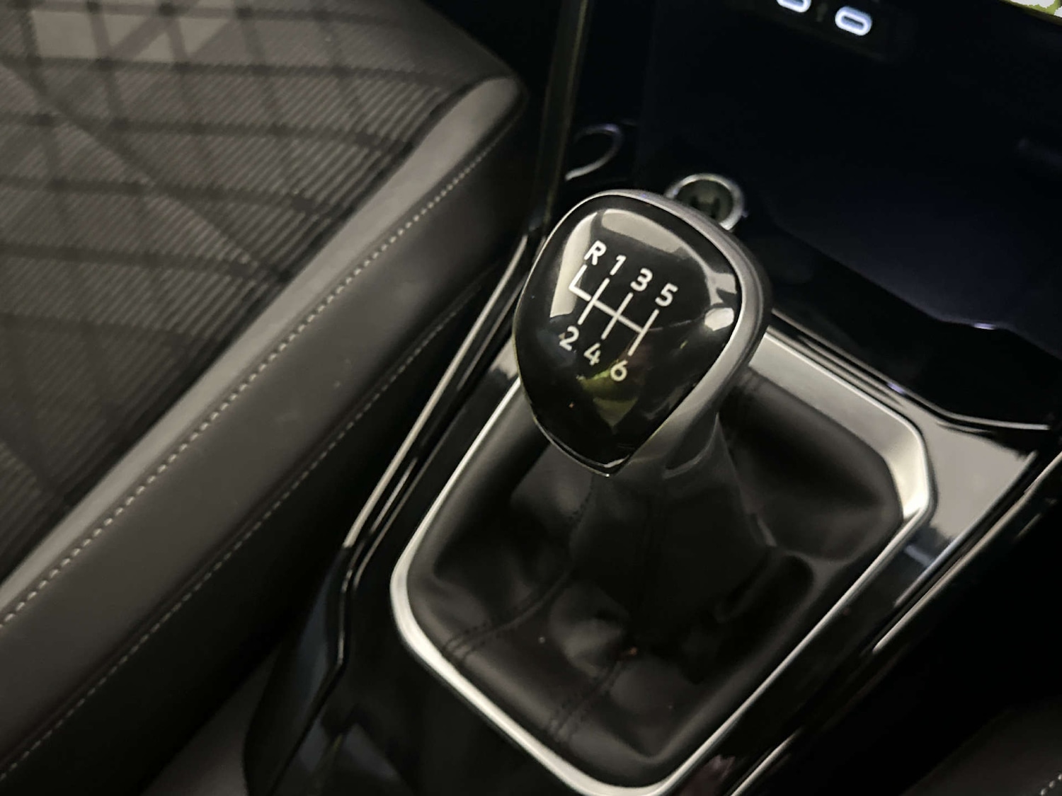 Used Volkswagen T-Roc 2024 for sale - 77905926: Photo 26