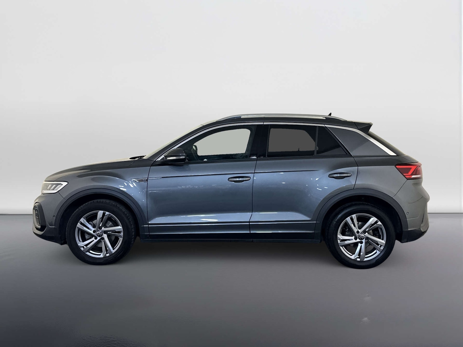 Used Volkswagen T-Roc 2024 for sale - 77905926: Photo 7