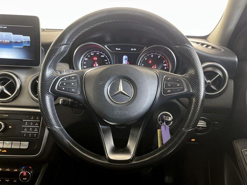 Used Mercedes-Benz GLA 2019 for sale - 76332429: Photo 16