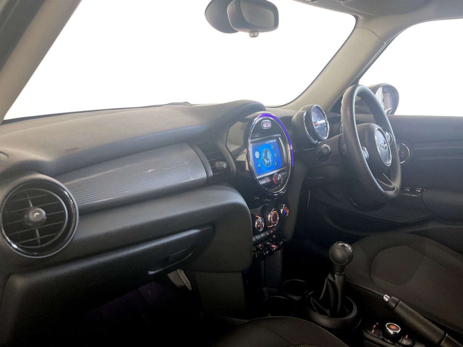 Used MINI Hatch 2019 for sale - 77700909: Photo 12