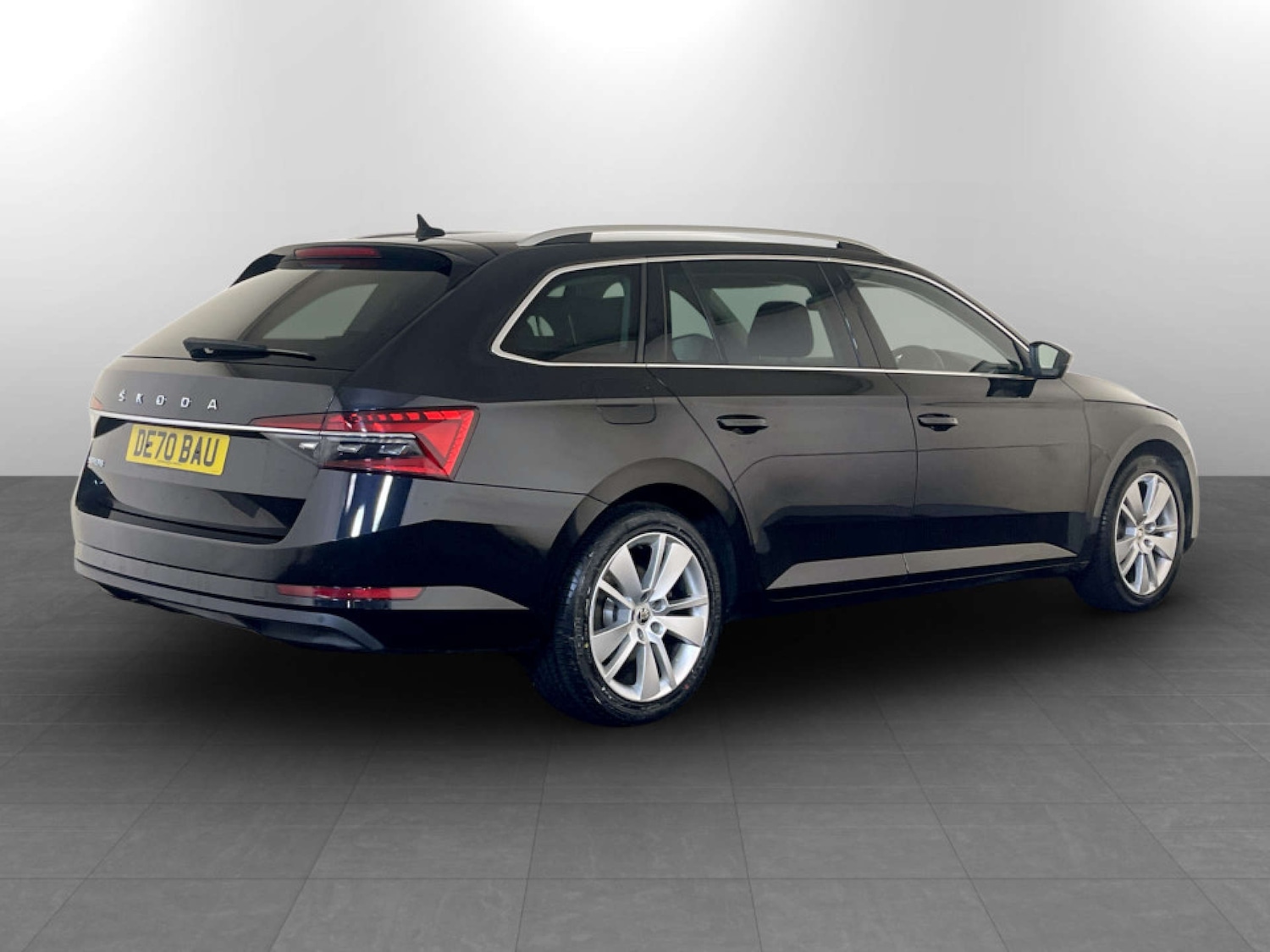 Used Skoda Superb 2021 for sale - 77591961: Photo 10