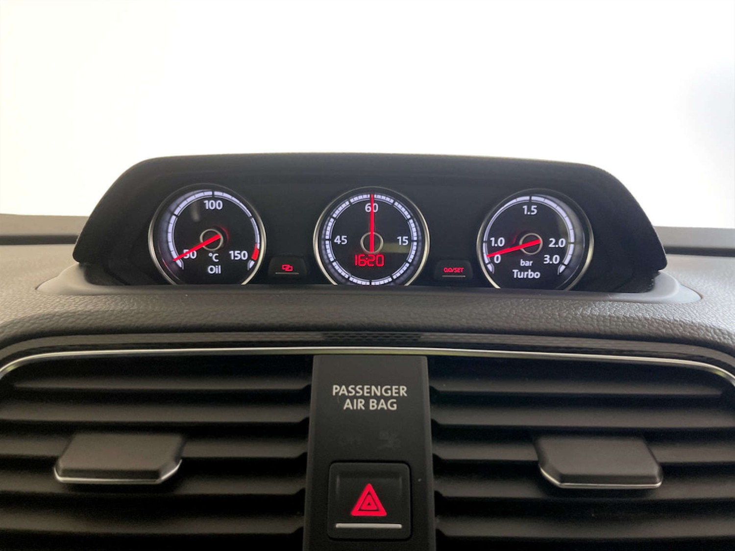 Used Volkswagen Scirocco 2018 for sale - 77578147: Photo 17