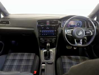 Used Volkswagen Golf 2018 for sale - 74500922: Photo