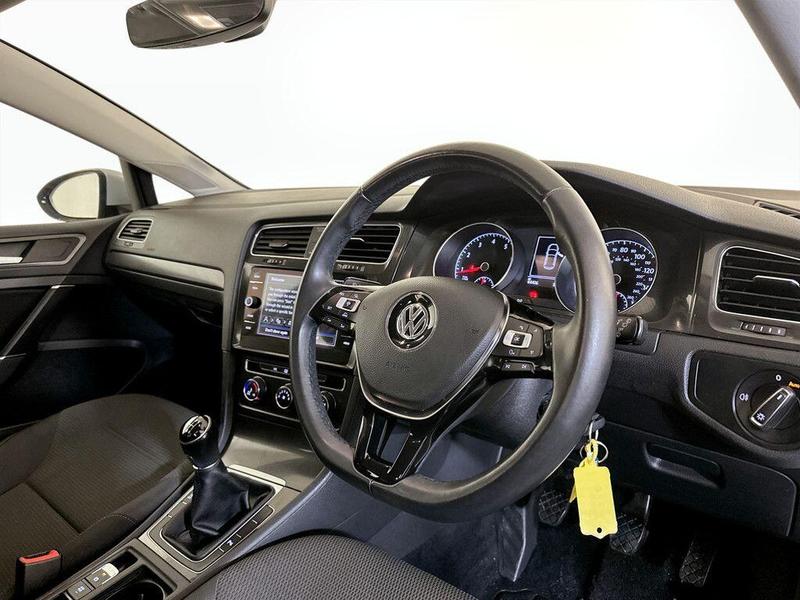 Used Volkswagen Golf 2017 for sale - 76568672: Photo 16
