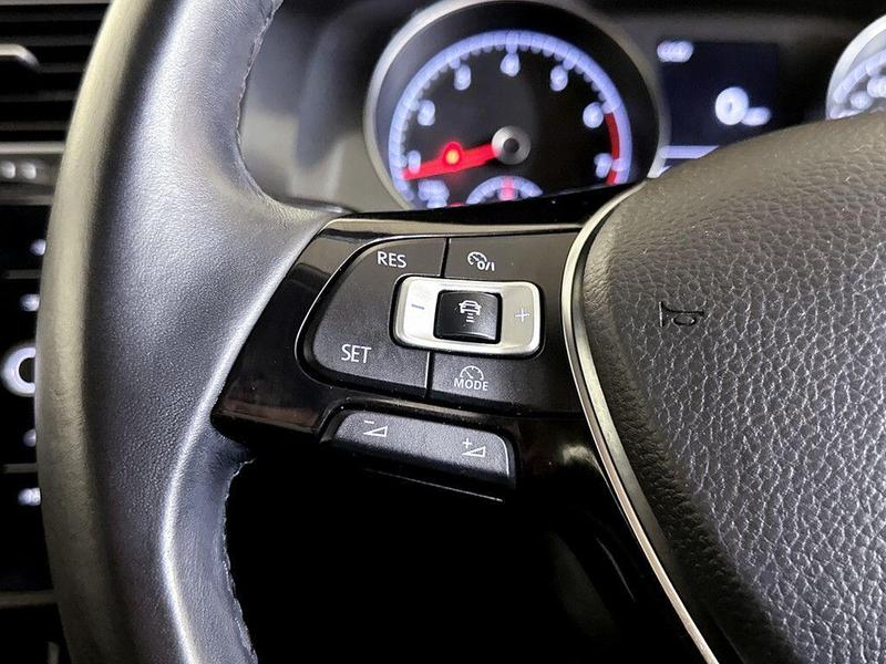 Used Volkswagen Golf 2017 for sale - 76568672: Photo 18