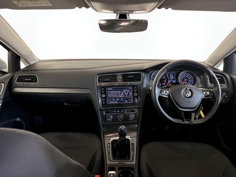 Used Volkswagen Golf 2017 for sale - 76568672: Photo 3