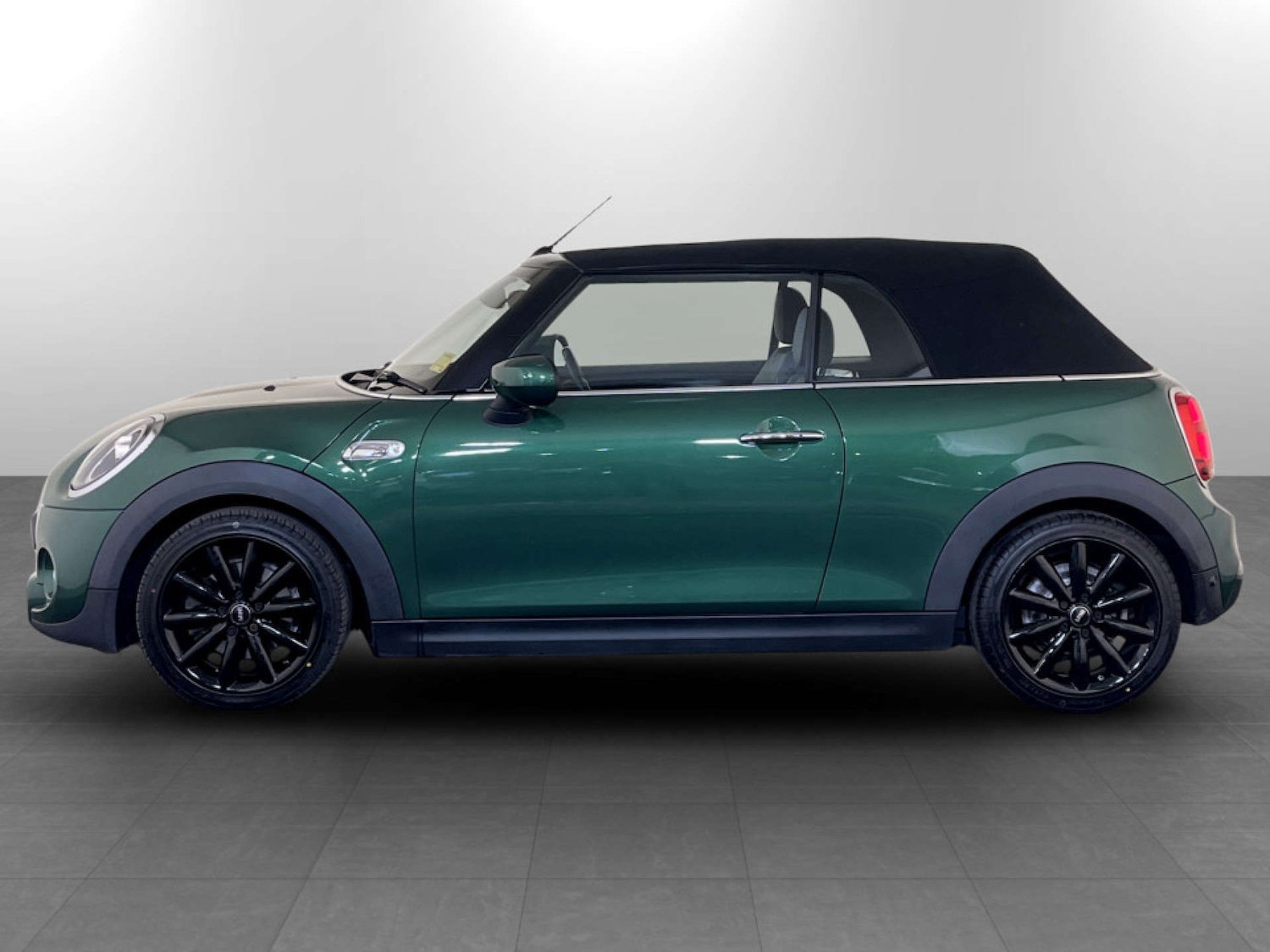 Used MINI Convertible 2020 for sale - 77185440: Photo 7