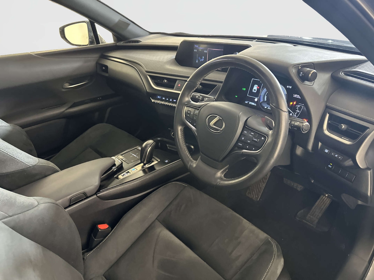 Used Lexus UX 2023 for sale - 77915403: Photo 15