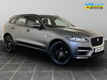 Used Jaguar F-Pace 2018 for sale - 75064032: Photo