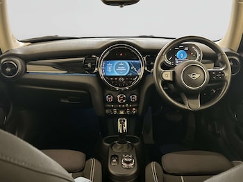 Used MINI Hatch 2022 for sale - 78236899: Photo