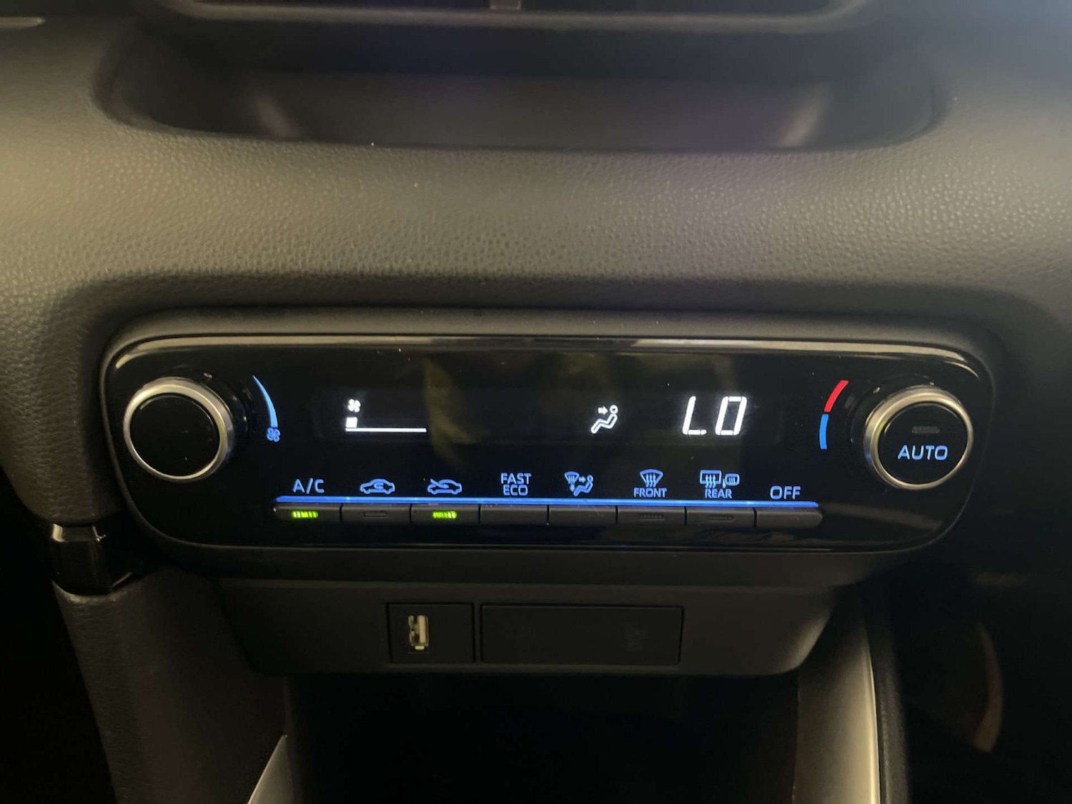 Used Toyota Yaris 2023 for sale - 77915412: Photo 24