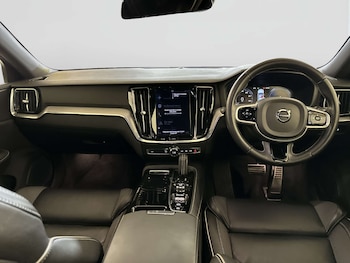 Used Volvo V60 2020 for sale - 78241820: Photo