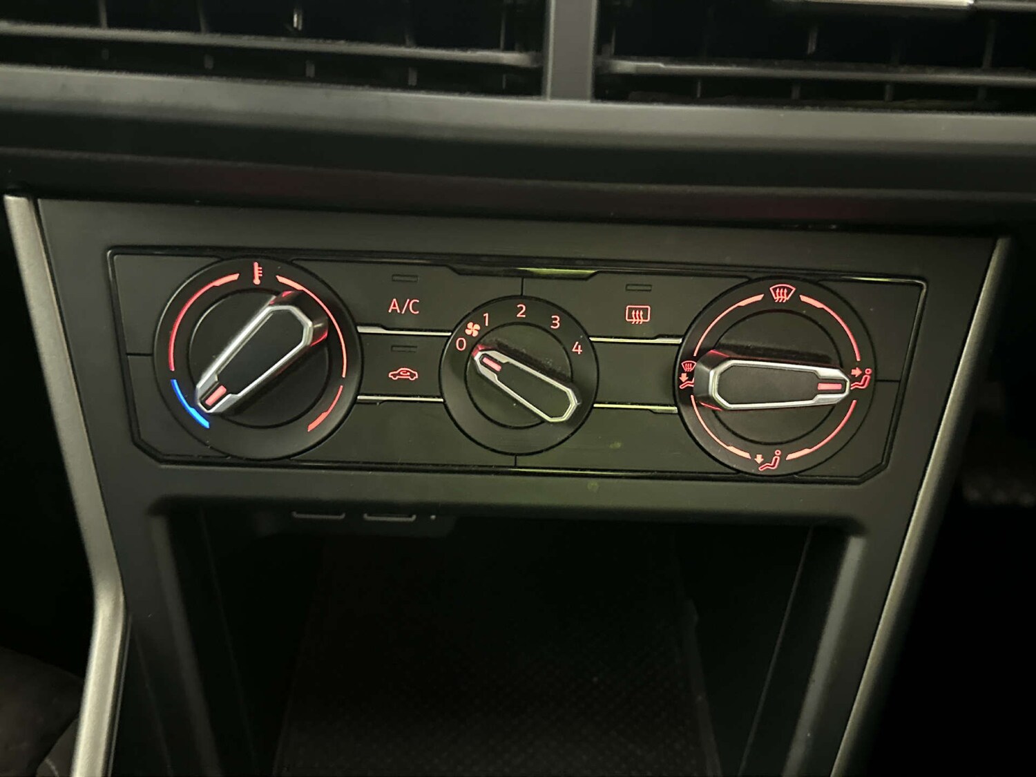 Used Volkswagen Polo 2019 for sale - 78068213: Photo 24