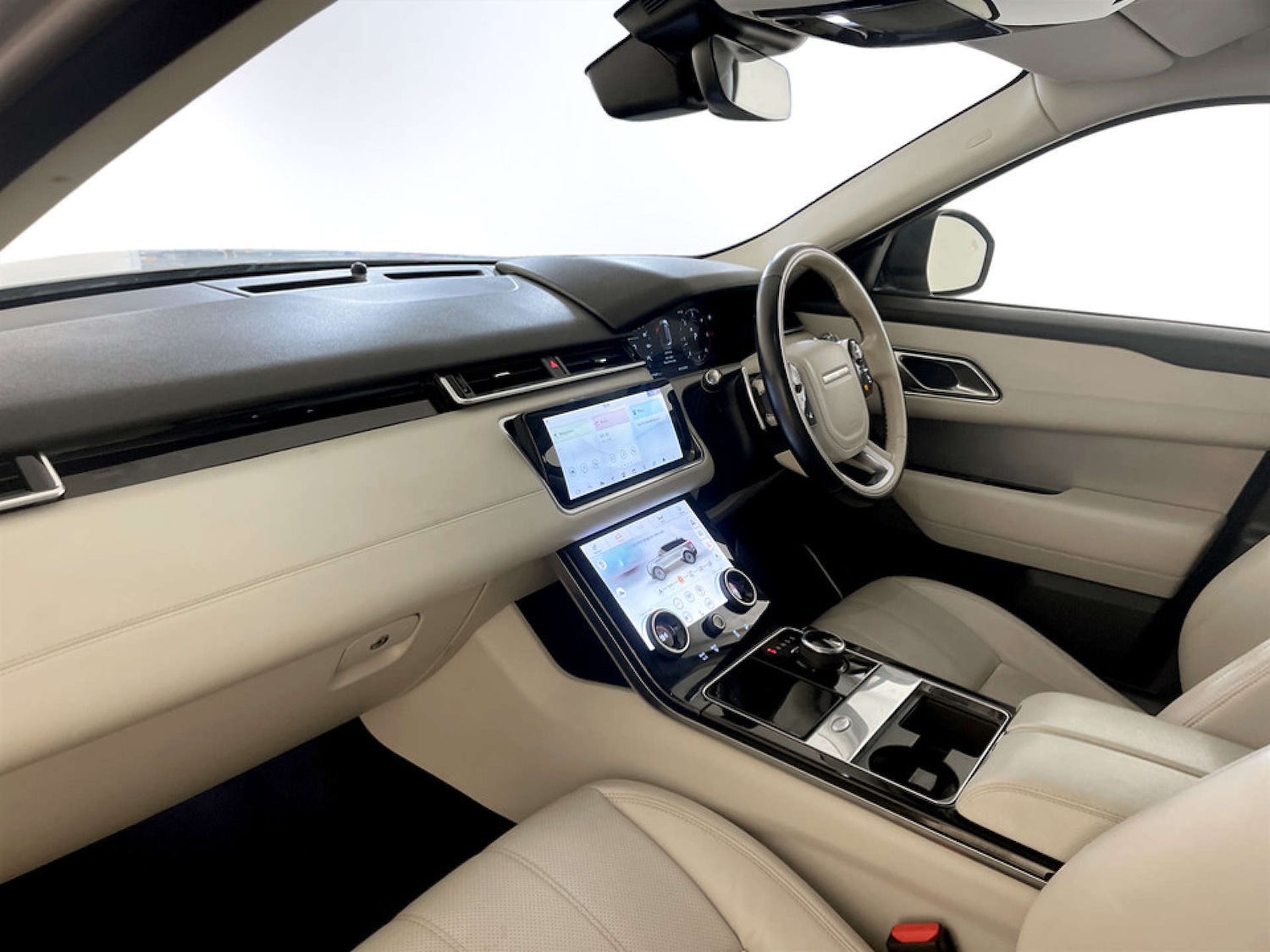 Used Land Rover Range Rover Velar 2018 for sale - 77185470: Photo 12