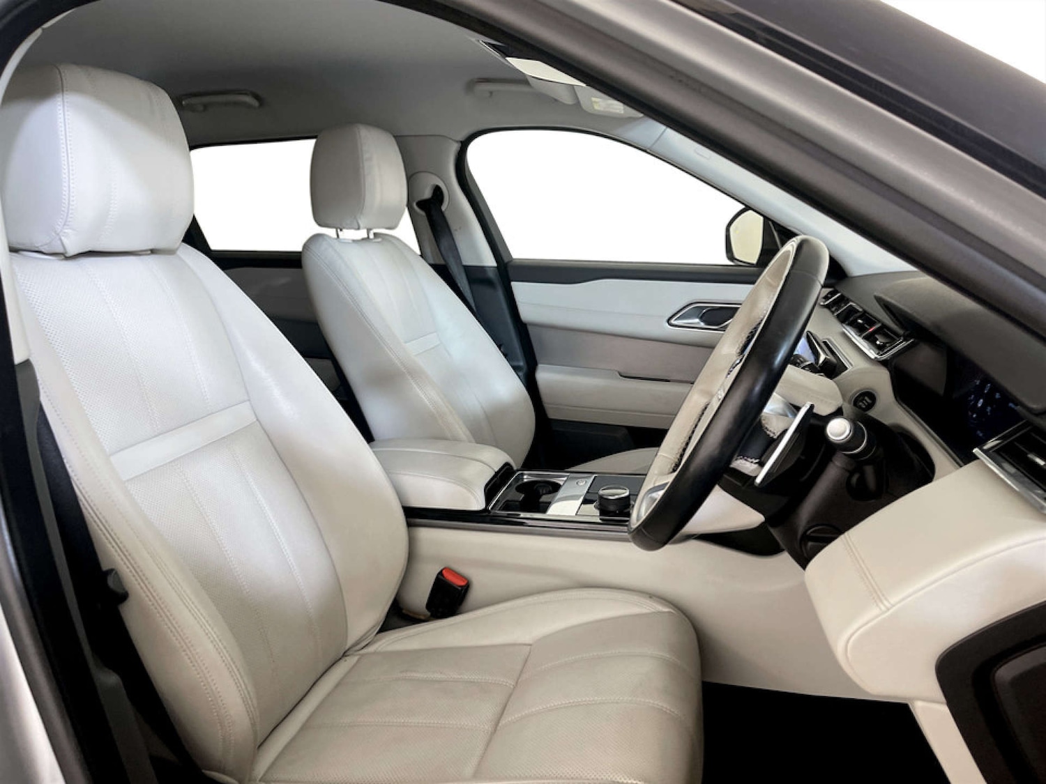 Used Land Rover Range Rover Velar 2018 for sale - 77185470: Photo 13