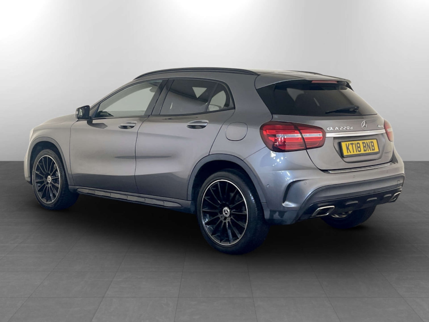 Used Mercedes-Benz GLA 2018 for sale - 77700910: Photo 8