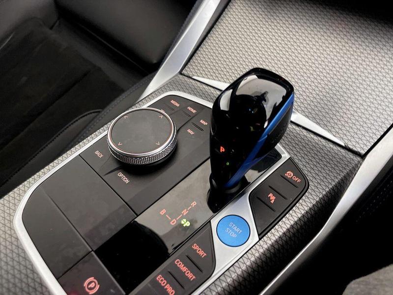 Used BMW i4 2022 for sale - 76452820: Photo 26