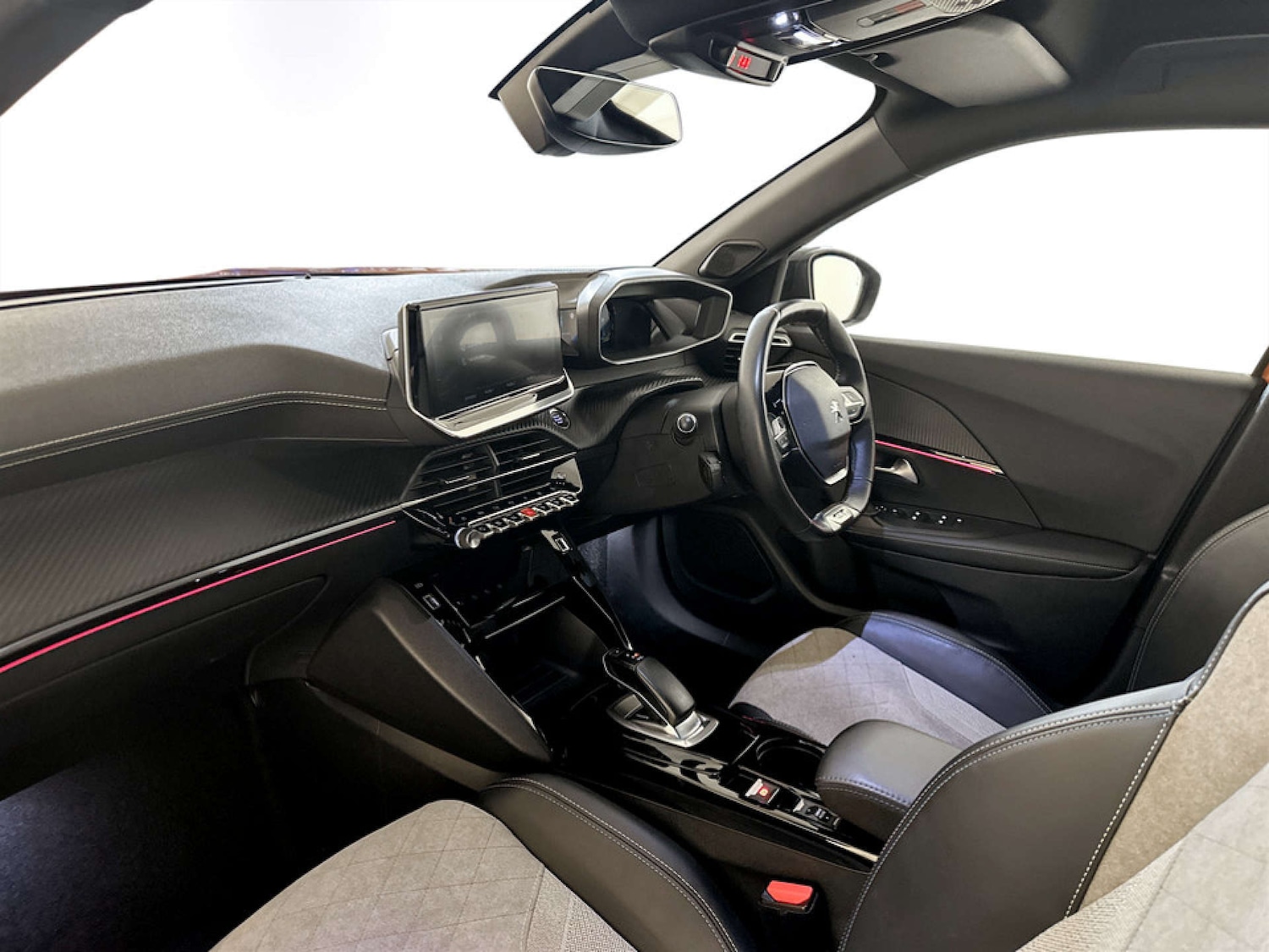 Used Peugeot 2008 2021 for sale - 77734947: Photo 12