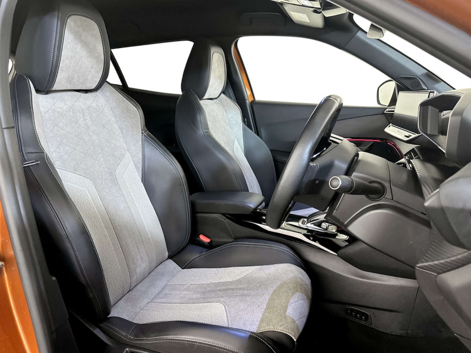 Used Peugeot 2008 2021 for sale - 77734947: Photo 13