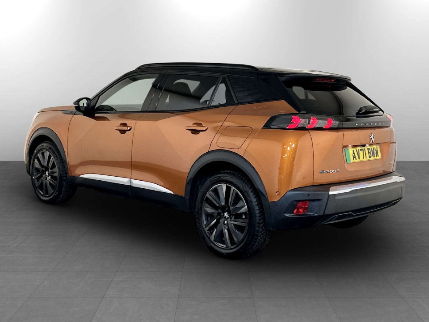 Used Peugeot 2008 2021 for sale - 77734947: Photo 8