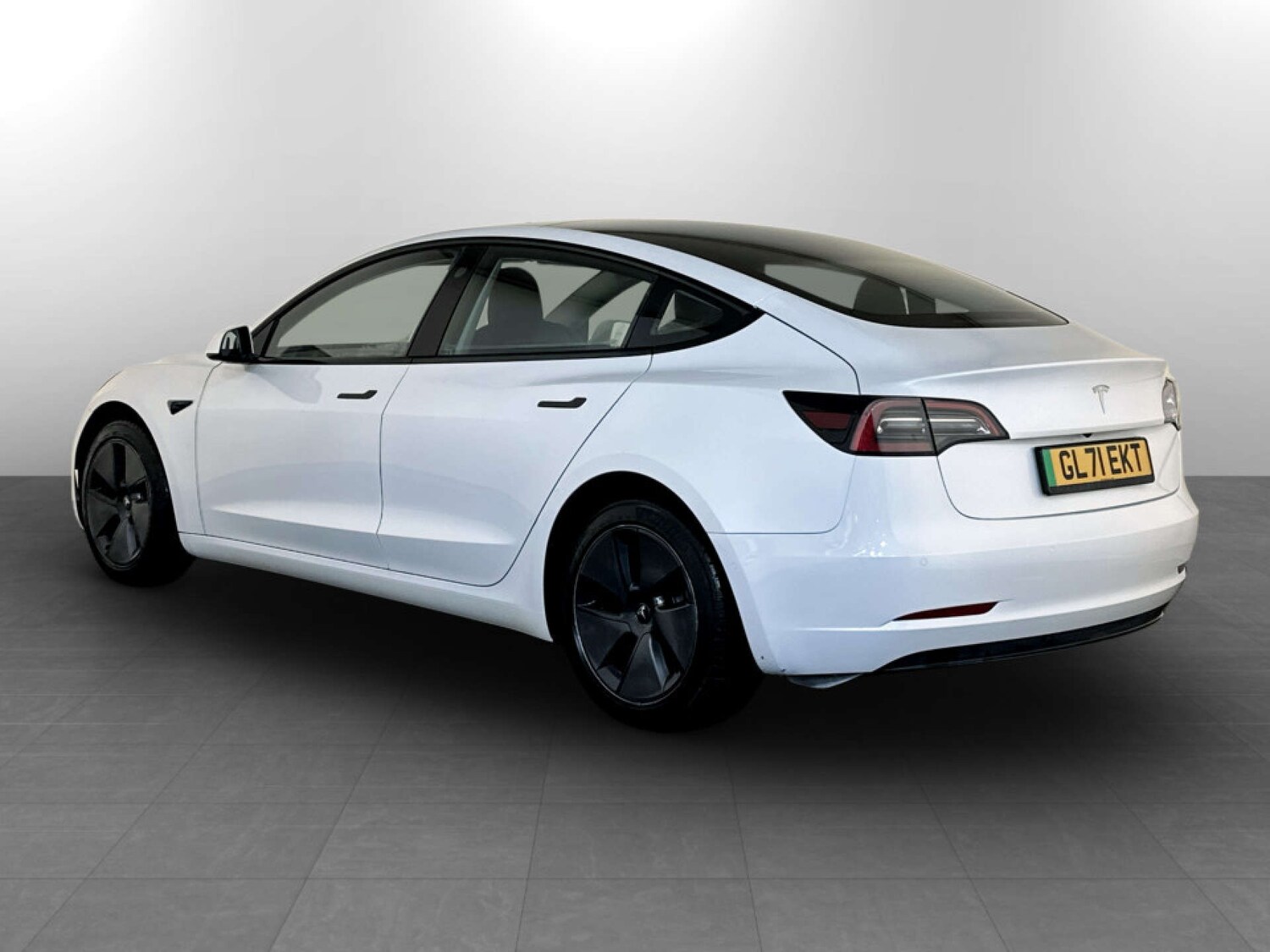 Used Tesla Model 3 2021 for sale - 77567807: Photo 8