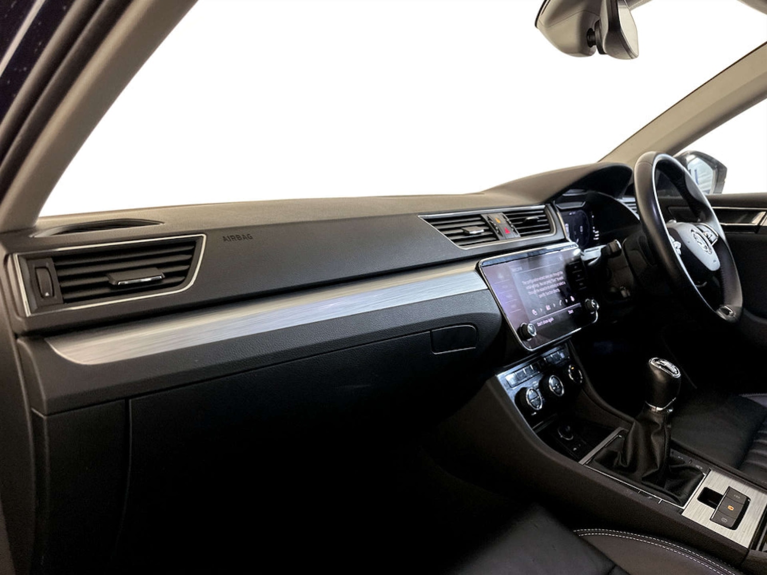 Used Skoda Superb 2023 for sale - 77567818: Photo 12