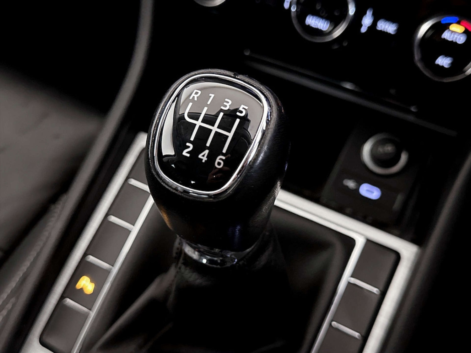 Used Skoda Superb 2023 for sale - 77567818: Photo 27