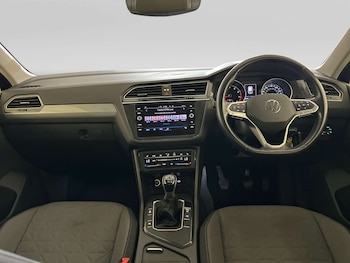 Used Volkswagen Tiguan 2021 for sale - 78984105: Photo