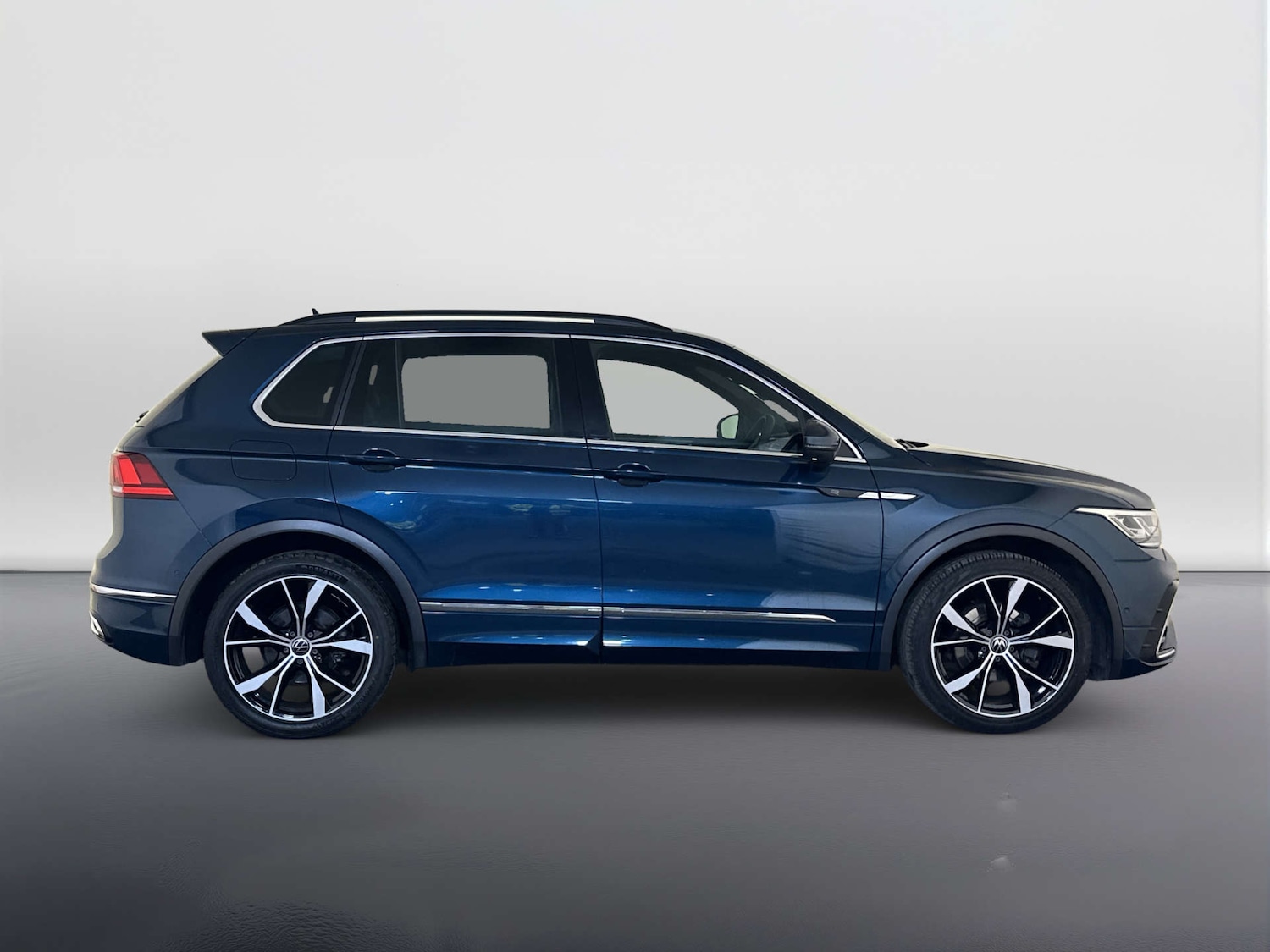 Used Volkswagen Tiguan 2021 for sale - 78027732: Photo 11