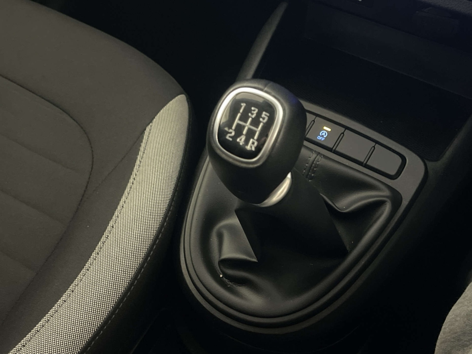 Used Hyundai i10 2023 for sale - 78094486: Photo 24