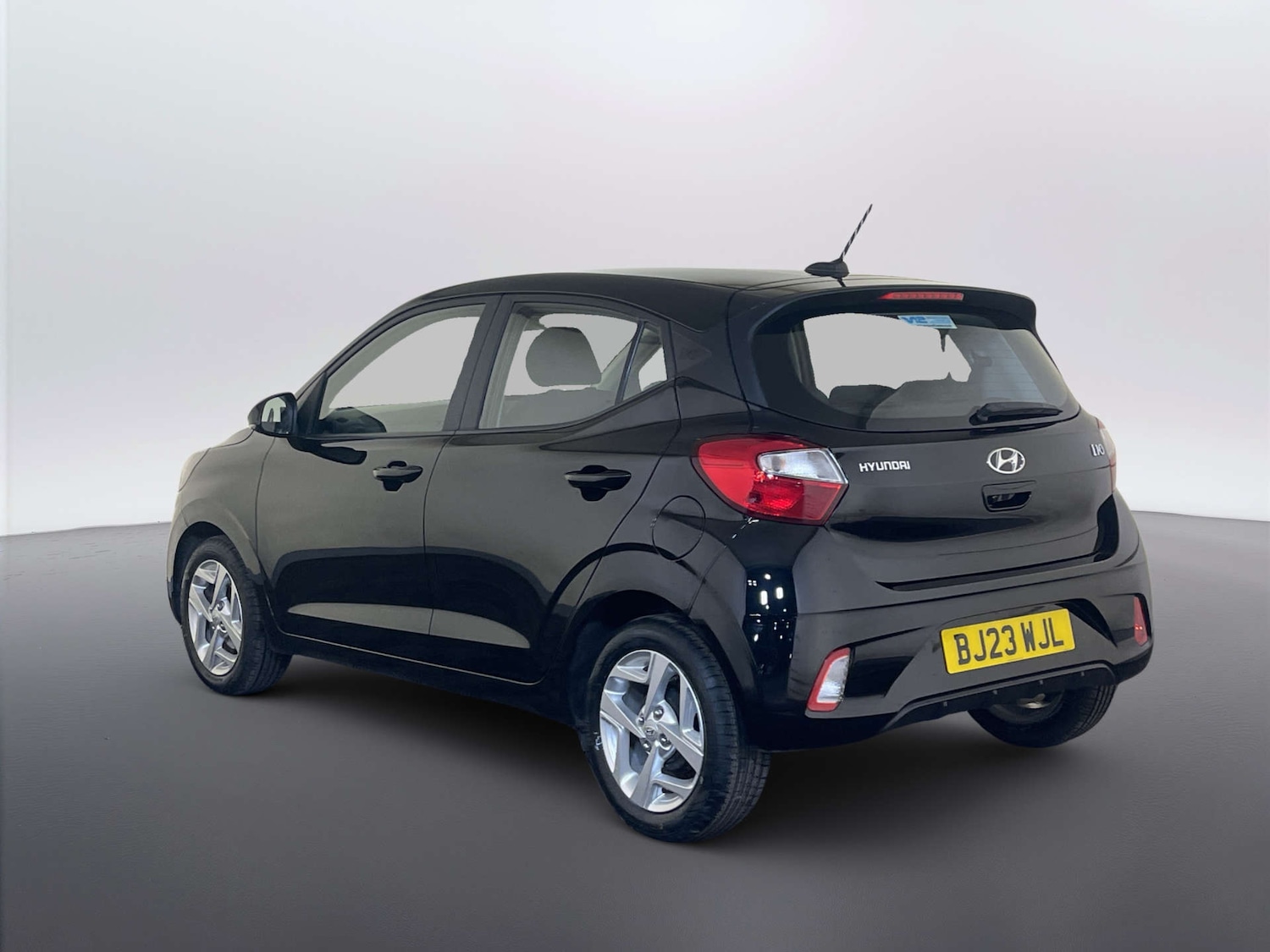 Used Hyundai i10 2023 for sale - 78094486: Photo 8