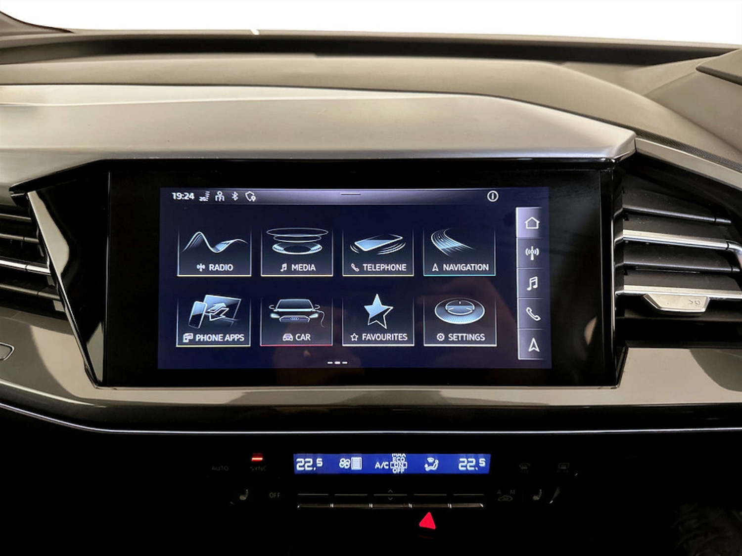 Used Audi Q4 e-tron 2021 for sale - 77207689: Photo 24