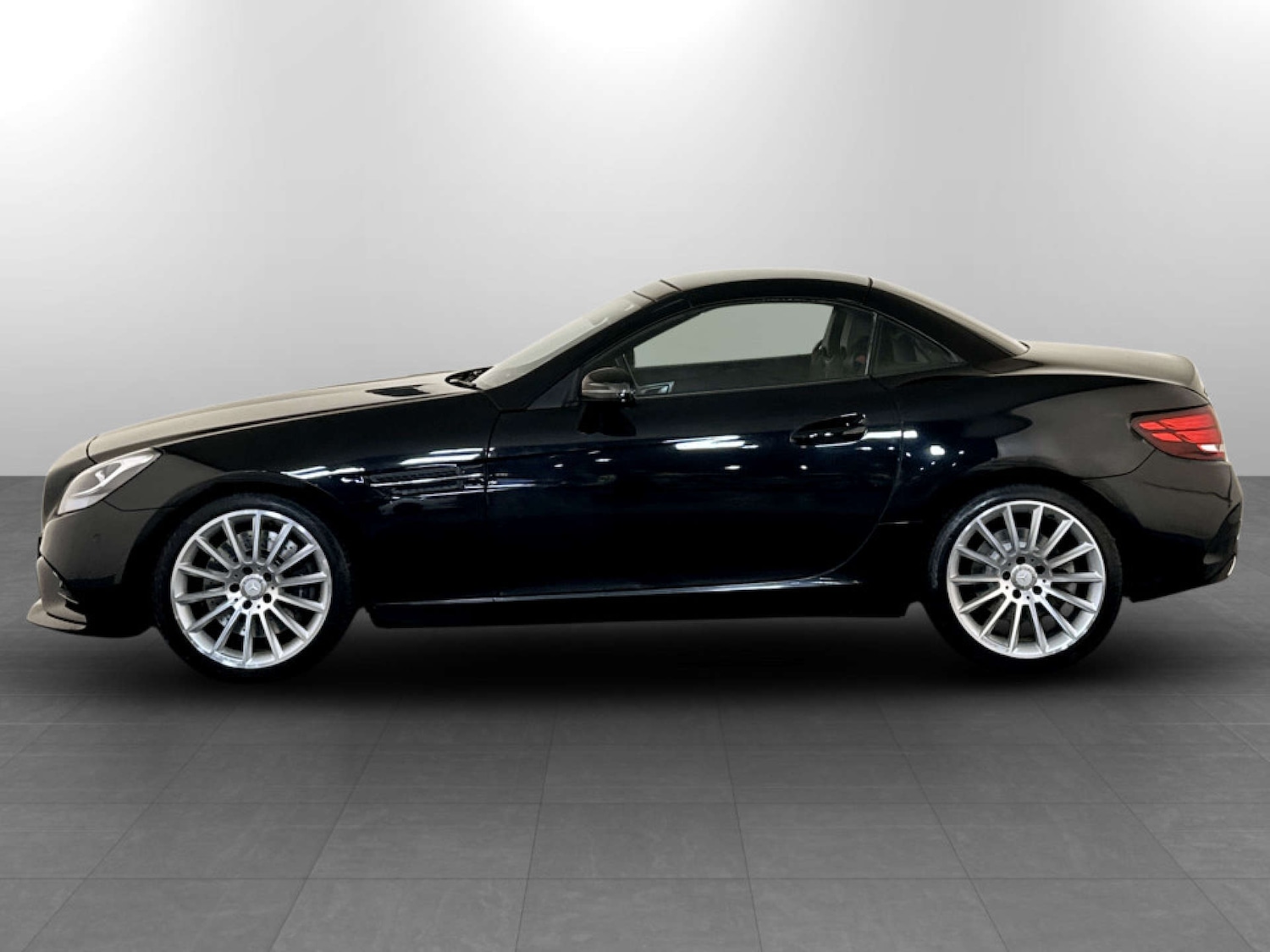 Used Mercedes-Benz SLC 2016 for sale - 77283195: Photo 7