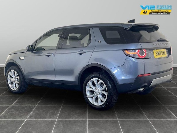 Used Land Rover Discovery Sport 2019 for sale - 76234807: Photo 8
