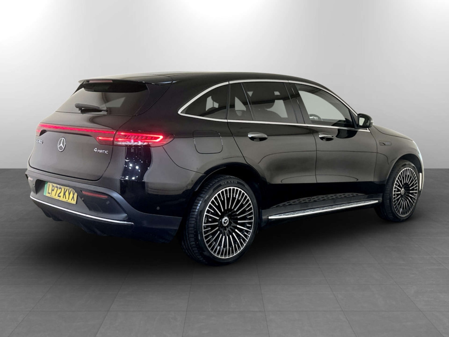 Used Mercedes-Benz EQC 2023 for sale - 77762330: Photo 10