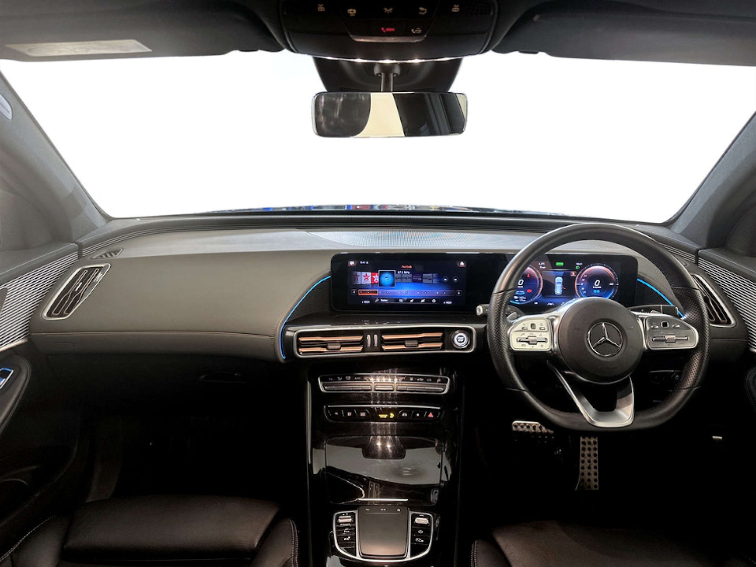 Used Mercedes-Benz EQC 2023 for sale - 77762330: Photo 3