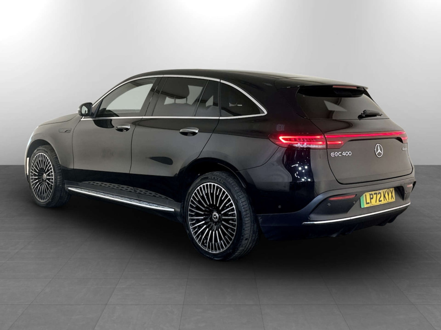 Used Mercedes-Benz EQC 2023 for sale - 77762330: Photo 8