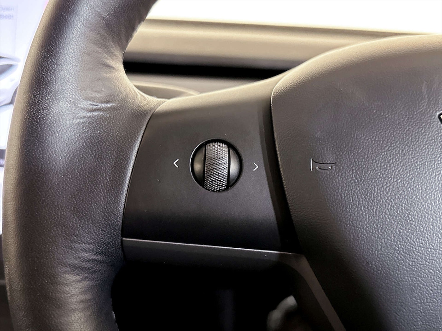 Used Tesla Model 3 2021 for sale - 77408960: Photo 15