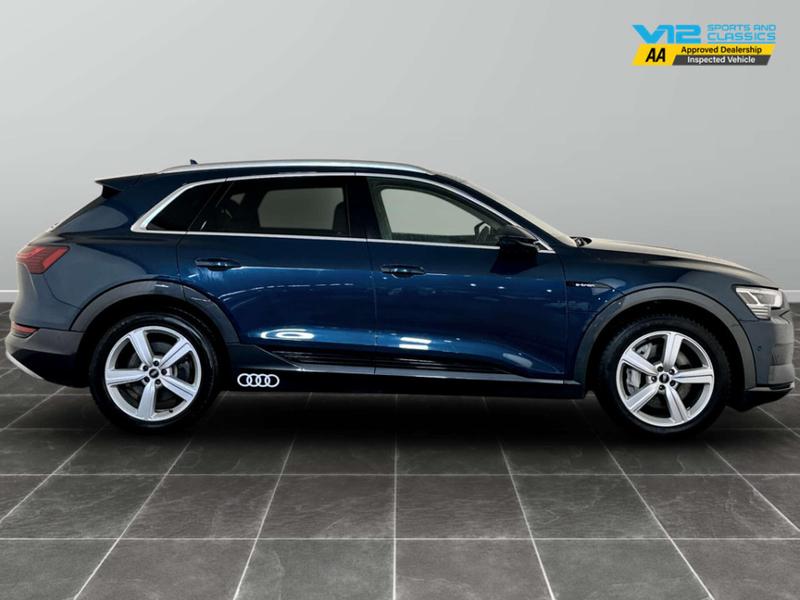 Used Audi e-tron 2021 for sale - 76979492: Photo 11