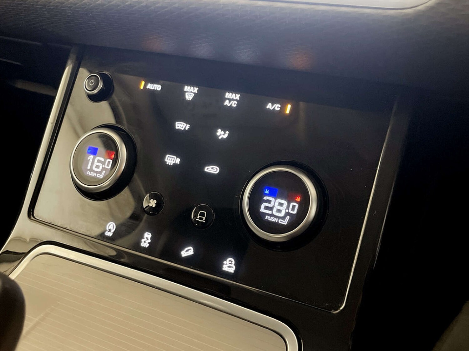 Used Land Rover Range Rover Evoque 2019 for sale - 77490232: Photo 24