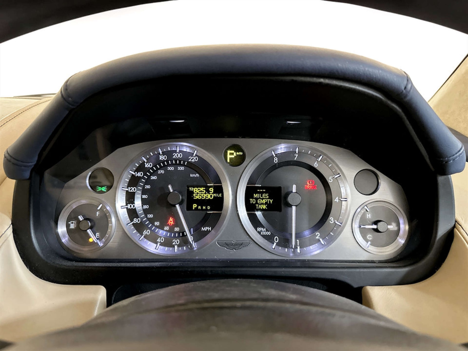 Used Aston Martin DB9 2005 for sale - 77569692: Photo 16