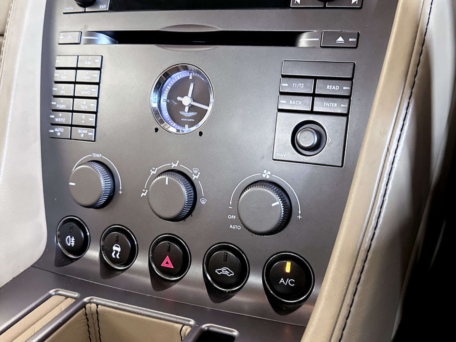 Used Aston Martin DB9 2005 for sale - 77569692: Photo 21