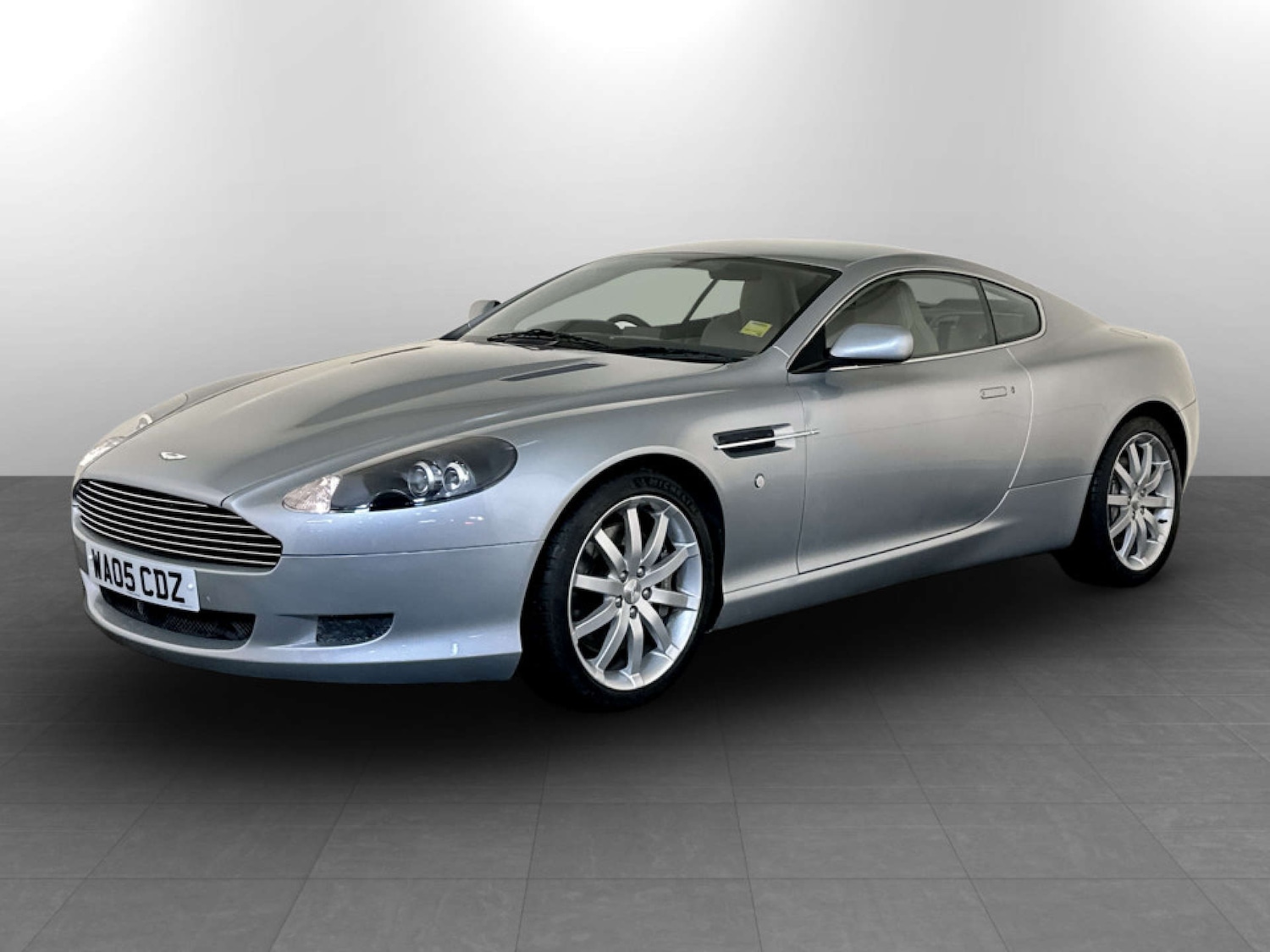 Used Aston Martin DB9 2005 for sale - 77569692: Photo 6