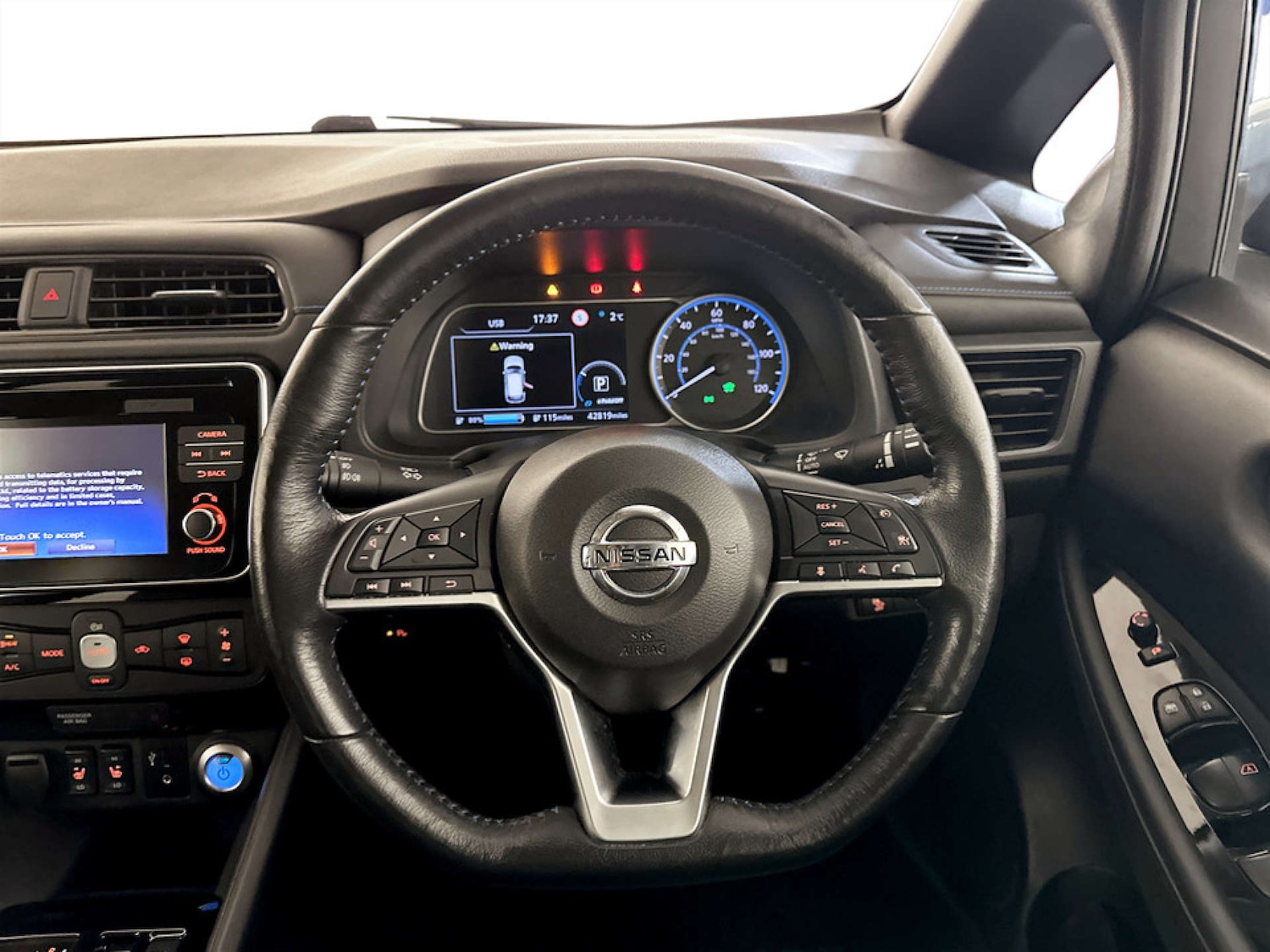 Used Nissan Leaf 2018 for sale - 77185473: Photo 16