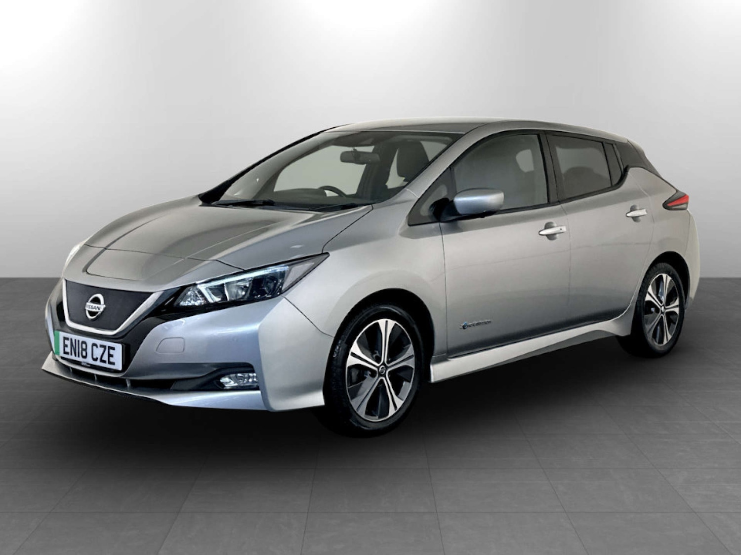 Used Nissan Leaf 2018 for sale - 77185473: Photo 6